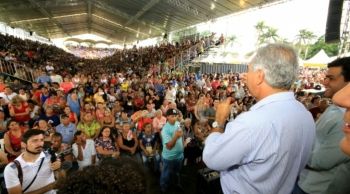  O benefício social repassado pelo Governo de Mato Grosso do Sul para famílias em vulnerabilidade social passará de R$ 170 para R$ 180