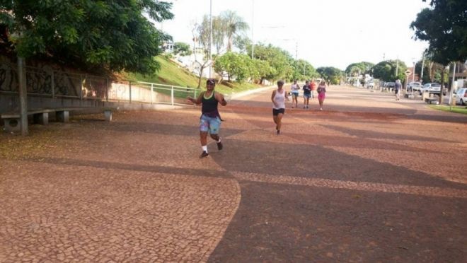 Grupos de corrida e caminhada incentivam prática de atividade física