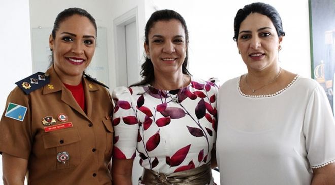 Decretos ampliam pol&iacute;ticas p&uacute;blicas para as mulheres