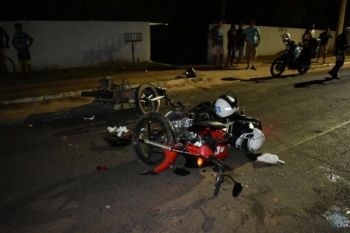 Mototaxista fica em estado grave após se envolver em acidente