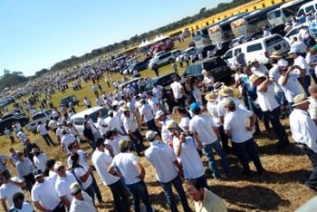 Evento com Dilma é marcado por protestos