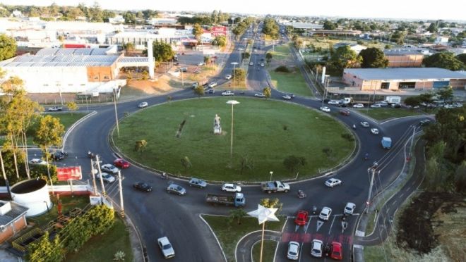 Prefeitura pretende instalar semáforo em rotatória da Capital para acabar com congestionamento