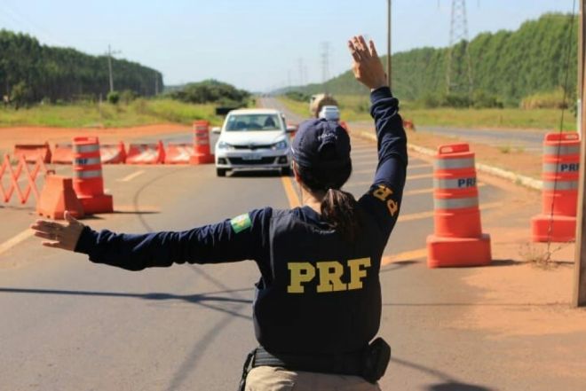 Mato Grosso do Sul registra 250 mortes por ano nas rodovias federais, diz PRF