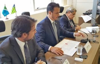 Puccinelli acompanha prefeitos do Estado em  Brasília para pedir a liberação de recursos
