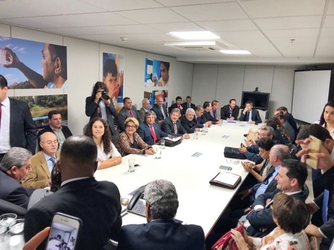 Puccinelli acompanha prefeitos do Estado em  Brasília para pedir a liberação de recursos