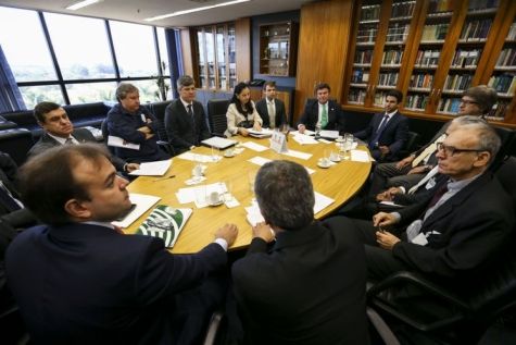 Ministro do STF dá uma semana para que entidades cheguem a consenso sobre frete