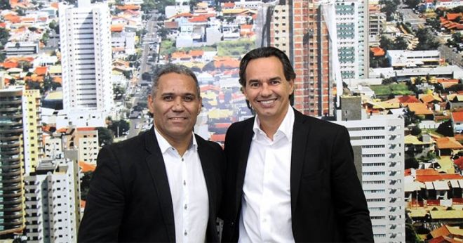 ColunaMarcoEus&eacute;bio