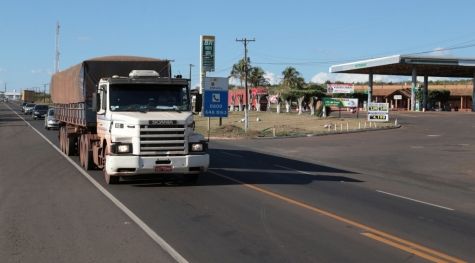 Governo indica queda de R$ 0,083 no preço do diesel com redução ICMS