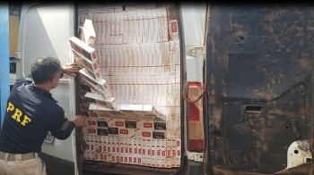 PRF apreende 100 mil maços de cigarros contrabandeados do Paraguai 