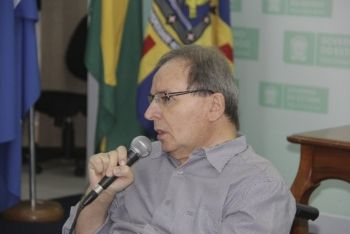 Governador assina pacote de decretos para benefício dos setores industrial e comercial no MS