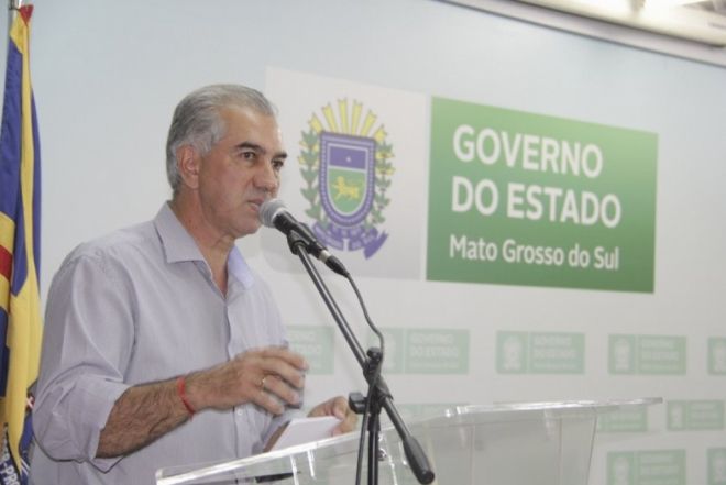 Governador assina pacote de decretos para benef&iacute;cio dos setores industrial e comercial no MS