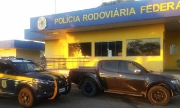PRF recupera caminhonete que era trazida para Corumbá