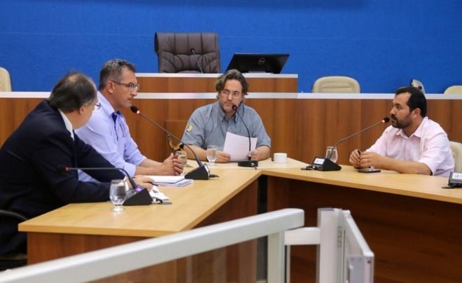 Vereadores iniciam apuração sobre sucateamento de ônibus públicos