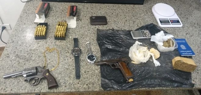SIG prende dois homens por comércio de armas