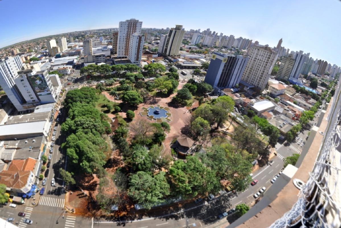 De orientais à guaranis, a Morena que encanta pelo pôr-do-sol completa 119 anos