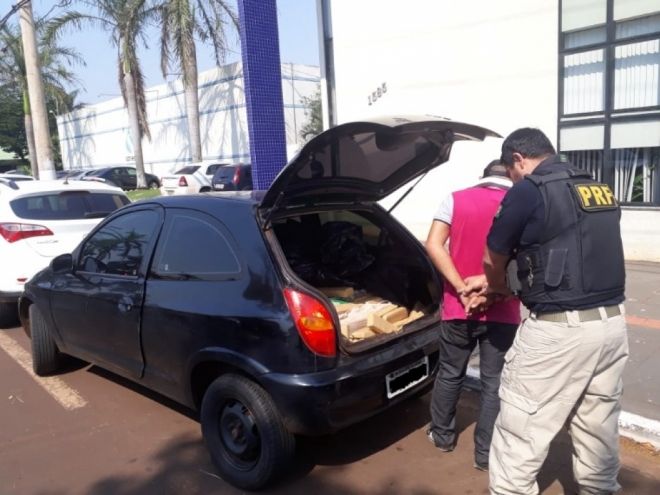 Motorista é preso com 230 kg de maconha após pane em veículo
