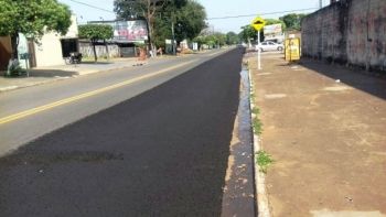 Prefeitura programa manutenção de 60 km de ruas com microrrevestimento