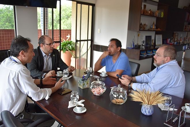 UFMS firma parceria com Senai e Fiocruz por biotecnologia e bioinformática