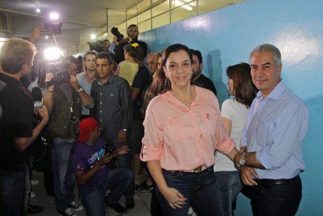 Azambuja vota e diz que “vai aguardar o resultado das urnas”