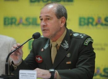 Bolsonaro anuncia general Azevedo e Silva para Ministério da Defesa