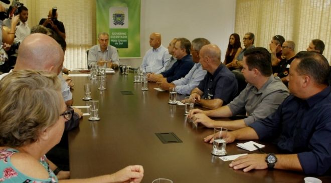 Governo define pagamento do 13&ordm; dos servidores estaduais