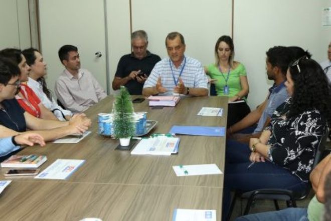 Preço do combustível é tema de debate em reunião do Procon 