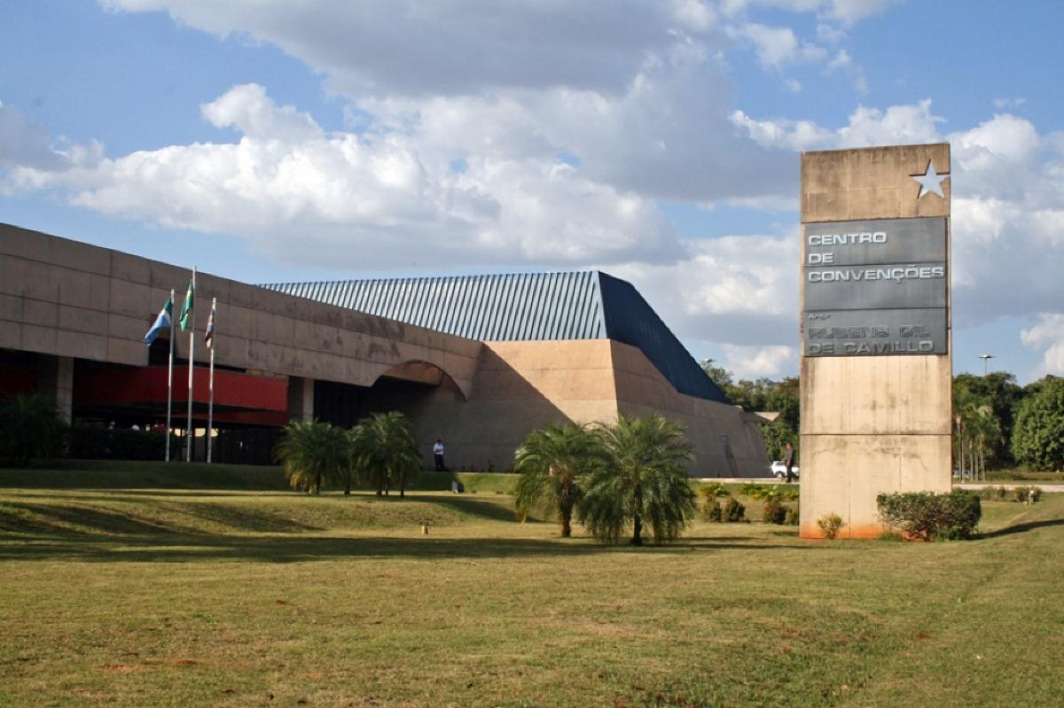  Foto da fachada do Centro de Convenções Rubens Gil de Camillo