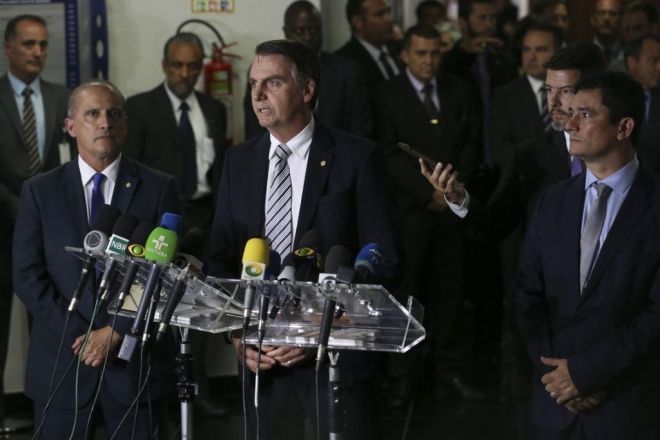 Bolsonaro se reúne com toda equipe ministerial nesta quarta