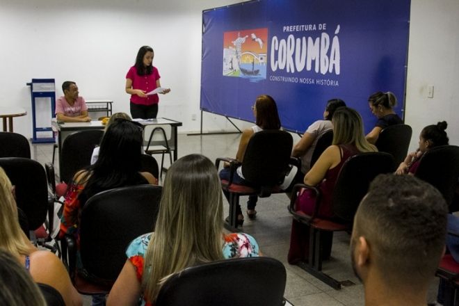 Secretaria de Saúde empossa novos servidores em Corumbá