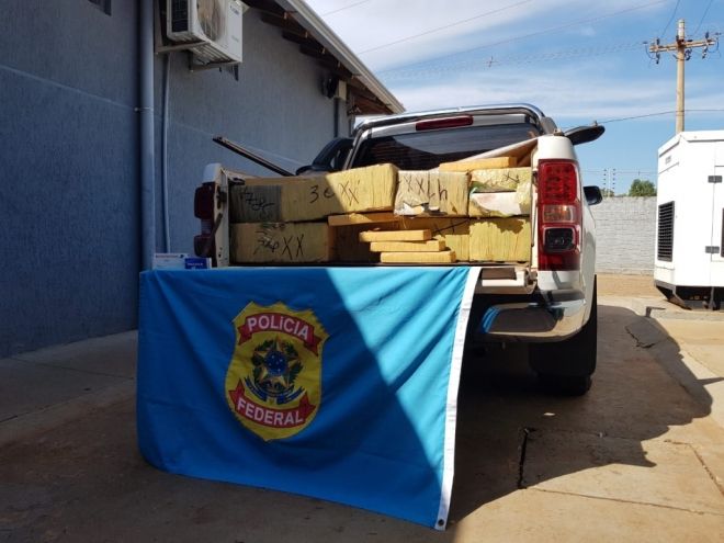 Policiais interceptam 1,5 tonelada de maconha e munições de uso restrito