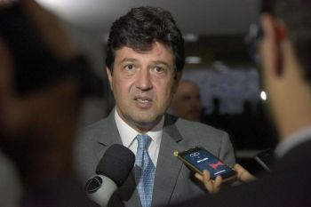 Futuro ministro da Saúde, Henrique Mandetta, promete revisar contrato de hospitais