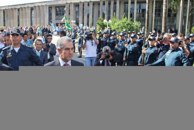 Governador Reinaldo Azambuja e secretários serão empossados na terça