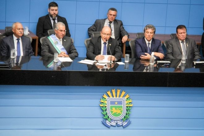 Reeleito, Azambuja toma posse na Assembleia Legislativa