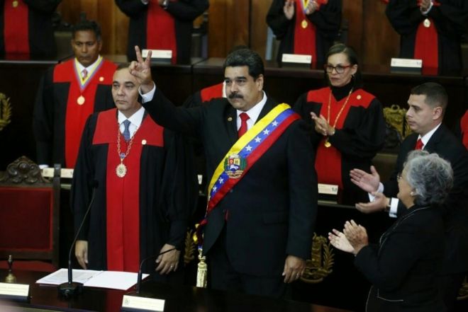 Venezuela empossa Nicolás Maduro pela segunda vez