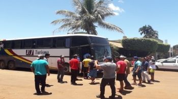Índios do MS seguem para a colheita de maçã no sul do País