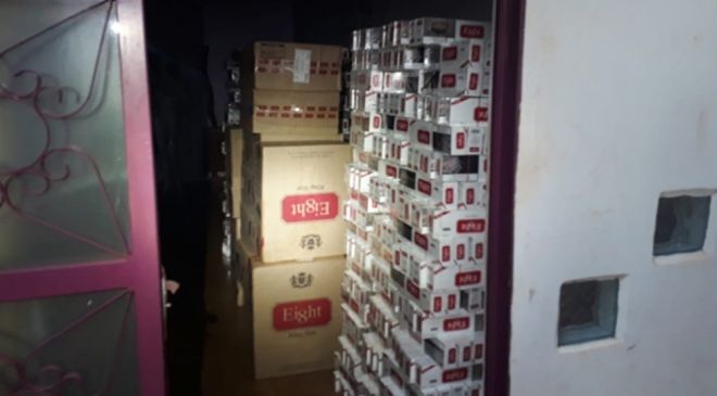 Depósito com mais de 3 mil caixas de cigarros contrabandeados é fechado pelo DOF