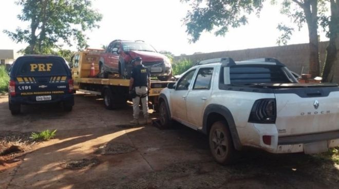 Em Rio Brilhante, PRF recupera dois veículos roubados no MT