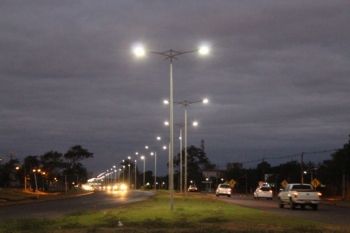 Vereador denuncia prefeitura por desvio da taxa da Iluminação Pública
