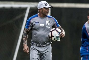 Santos decide classificação na Sul-Americana nesta noite e sem torcida