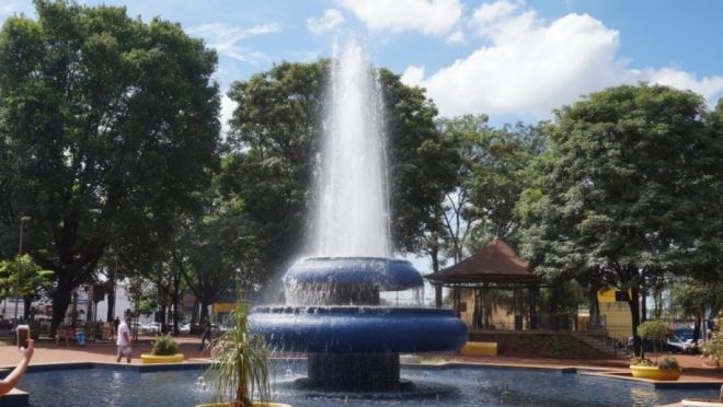 Praça Ary Coelho está fechada para manutenção nesta segunda