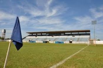 Campeonato de Futebol feminino agita o Estádio Madrugadão