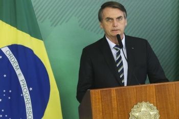 Bolsonaro deve cumprir agenda internacional a partir de março