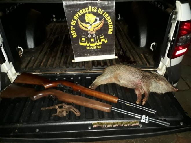 Homem é preso com armas de fogo e munições após caça