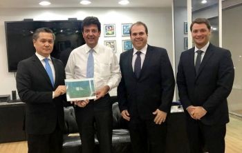 Famasul reúne-se com ministros da Agropecuária e Saúde em Brasília