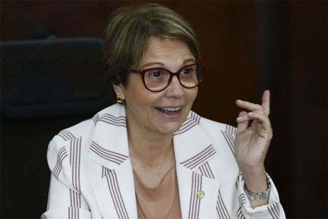 ColunaMarcoEus&eacute;bio