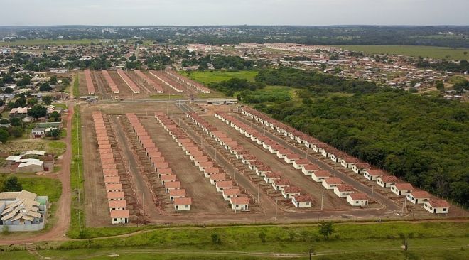 Governador assina contrato com a Prefeitura de R$ 1 milhão para obras de Residencial