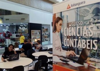 Acadêmicos da Anhanguera auxiliam na declaração do Imposto de Renda 2019