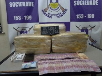 Mulher é presa com mais de 30kg de drogas na rodoviária