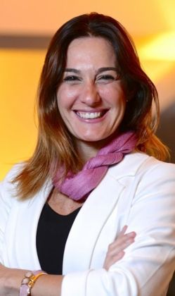 Adriana Colloca - Artigo