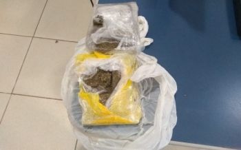 Droga foi encontrada no tambor de lixo do presídio da cidade